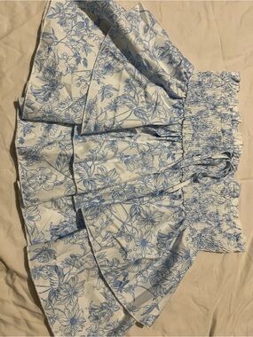 SHEIN White strapless top with Blue Floral Print